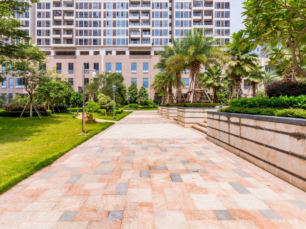 龙宸梧桐郡府商住楼