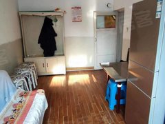 哈尔滨香坊进乡街仁和家园3楼两室900，简单装修，家具家电出租房源真实图片