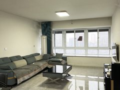 新沂新华路新沂人民公园有车位 星河湾四室两卫河景房 2200月包物业 随时看房出租房源真实图片