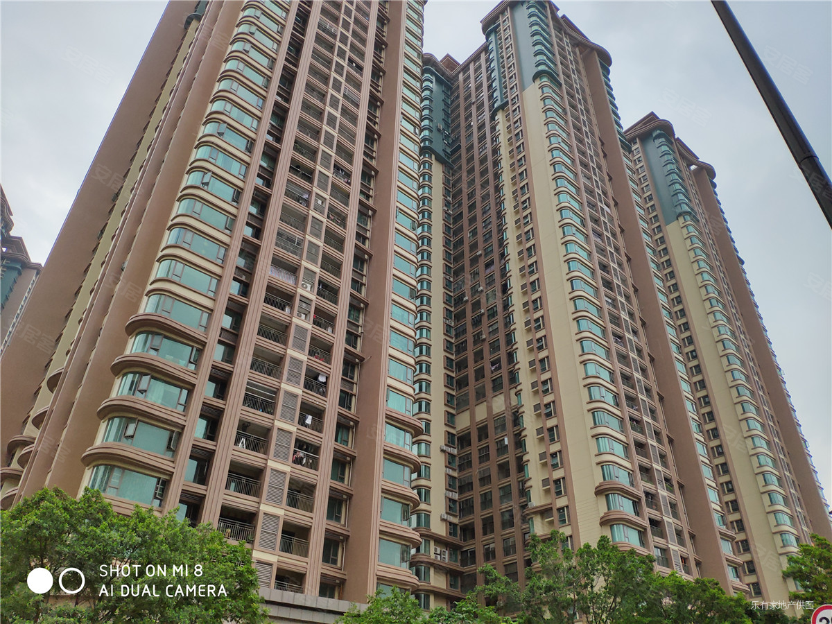 雅居乐剑桥郡城家3室2厅2卫119.55㎡南北163万