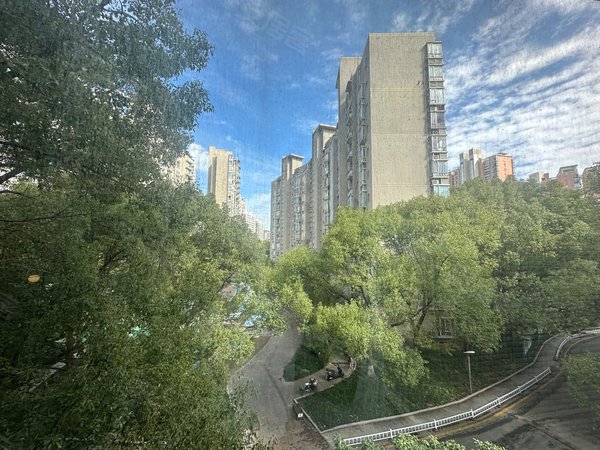 【多图】联洋花园(一期),联洋租房,联洋花园一期大四房现代风格中央