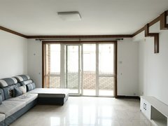 北京房山良乡北潞芳小区良乡北关龙湖天街旁中间楼层125平米三居双卫出租房源真实图片