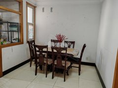 泰州海陵城南急租 茂业商圈 宝龙旁东风小区多层2楼精装两房带车库出租房源真实图片