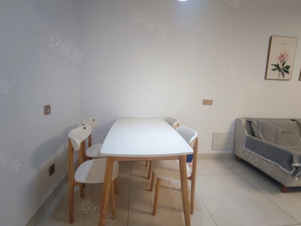 沅江碧桂园梓山府梓山府精装两房出租!装修漂亮,干净卫生,小姐姐!