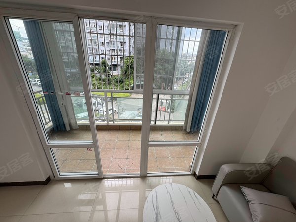 昆明五华黄土坡广基馨悦尚居无押金!无中介!