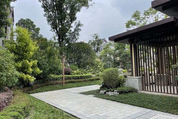 阳光1519临江邸怎么样,阳光1519临江邸周边房产中介经纪人评价-眉山