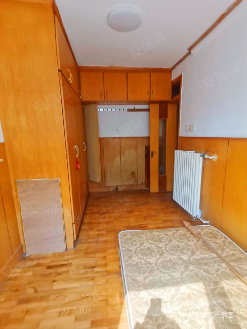 观音峡路地铁口套二双气3楼双南5641平89年93万产