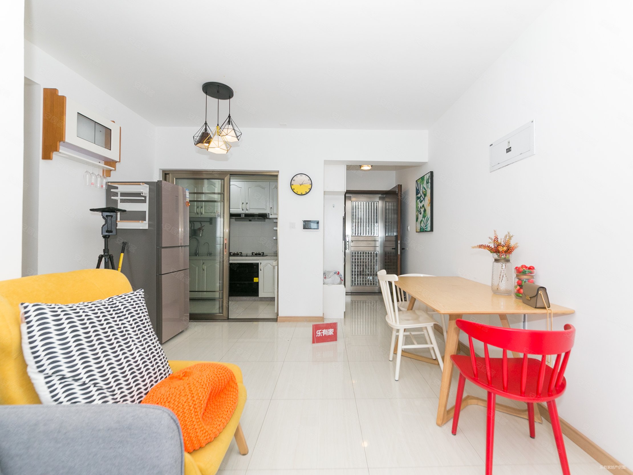 深业东岭3室2厅2卫85.83㎡西425万