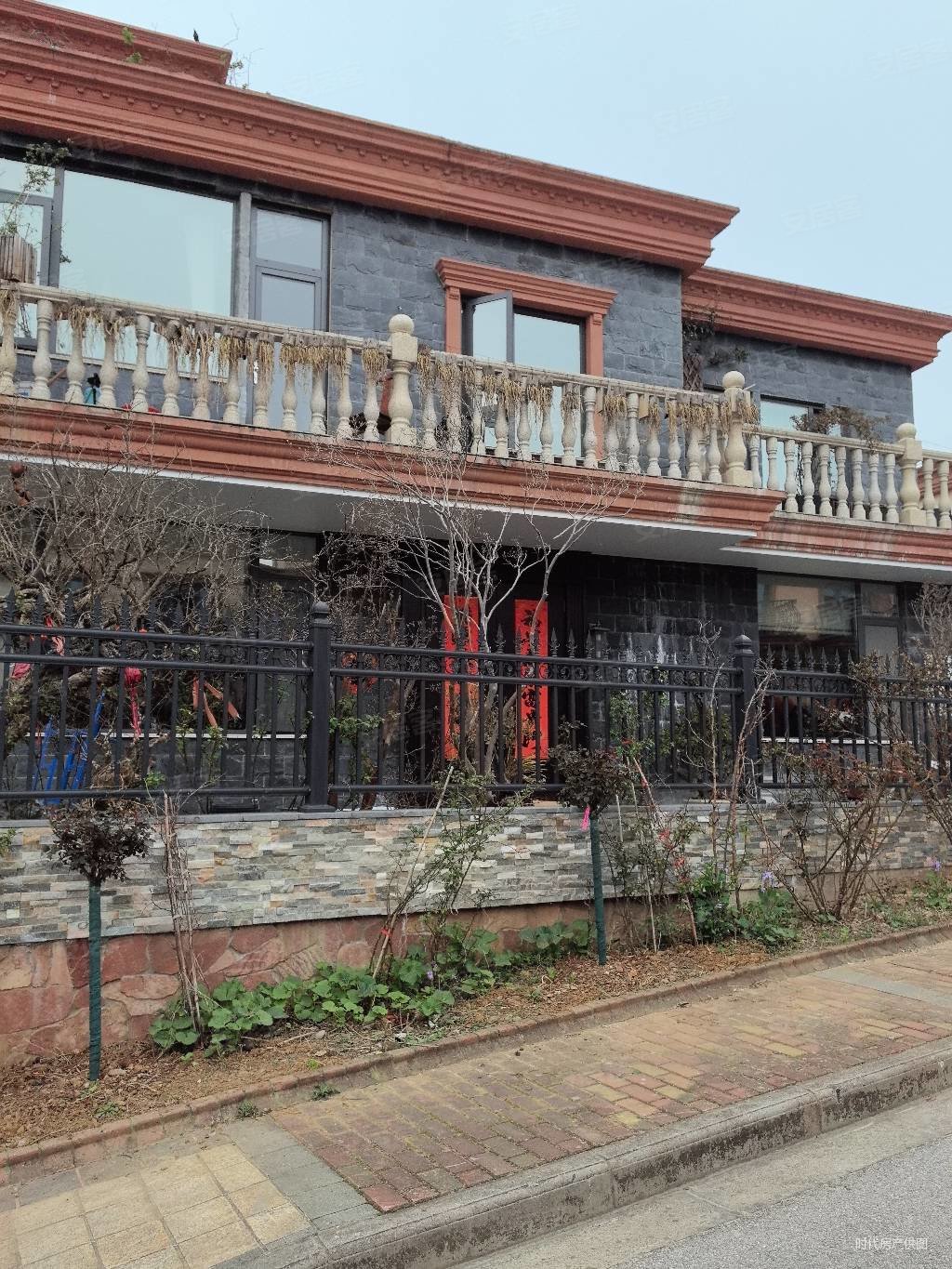 溧水天生桥百美山庄独栋别墅两层毛坯房售价480万南院子