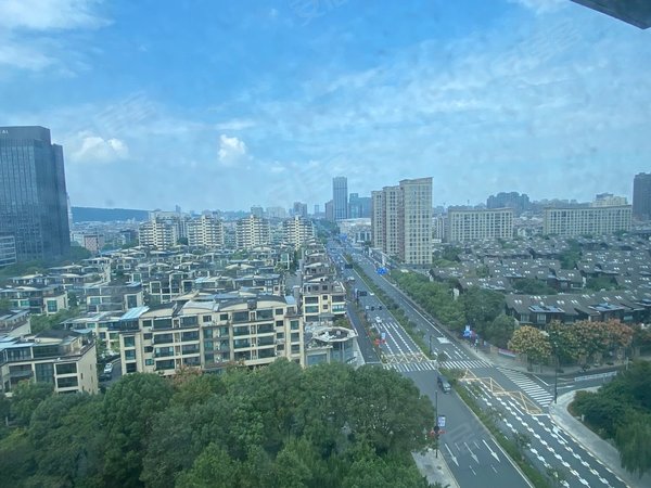 杭州临平临平君临天下九号线临平南苑整租一居室 民用水电带燃气出租