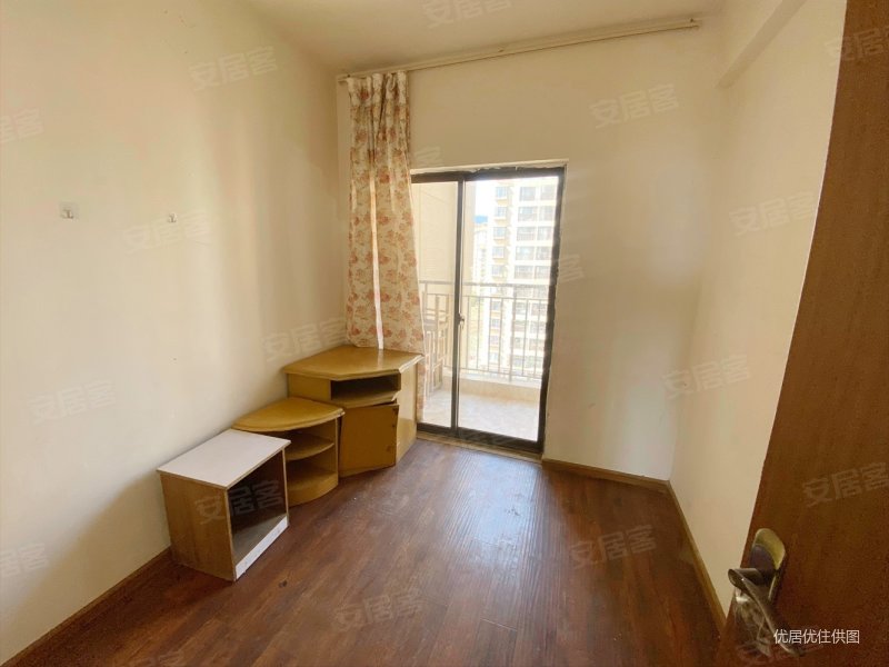 一梯两户 南北通透户型 朝向好 看房方便 诚心出售,盛泰公园盛世二手