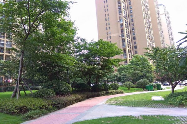保利中央公馆(g1-g16栋)周边房产中介经纪人评价-武汉安居客