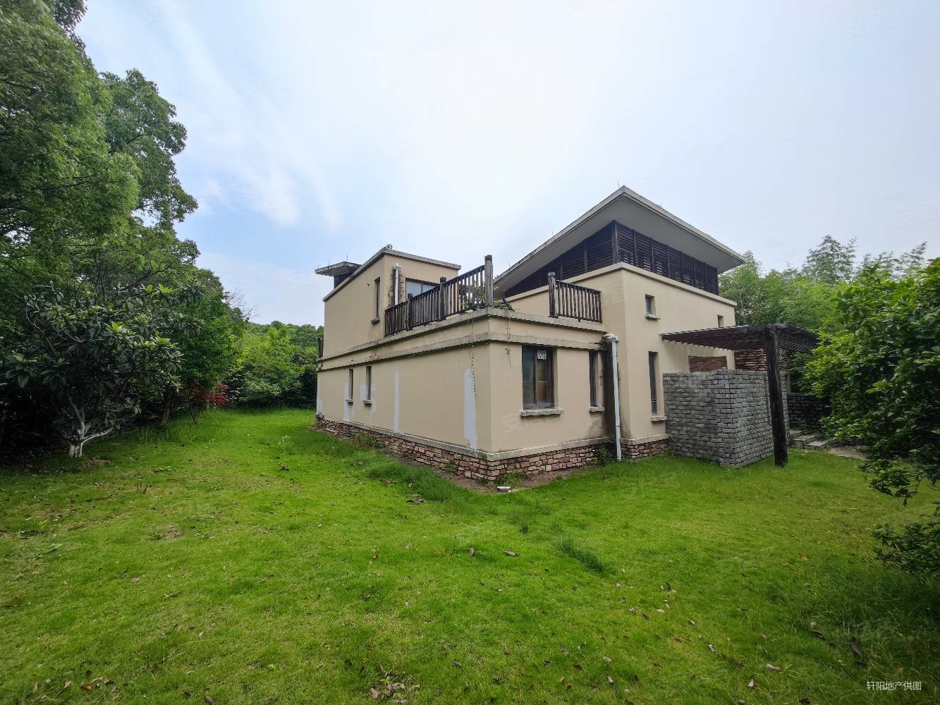 淀湖桃源小房子大花园独栋别墅!自带私家车库!