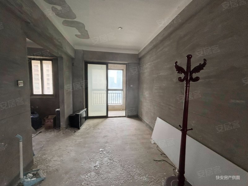 湖景大平层 采光视野杠杠滴,世茂海峡城雍景苑二手房,140万,4室2厅,2