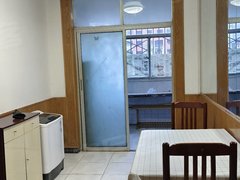 铜川印台曙光家居广场三里洞芳草小区二室一厅简单装修集中供暖一层单元房出租出租房源真实图片