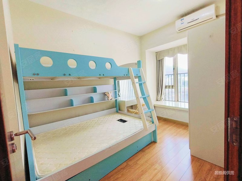 板樟山公园旁格力香樟精装修两房业主诚意出售随时看房