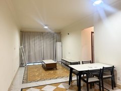 顺德龙江盈信城市广场碧桂园珑悦 城区小学旁 三房 保养新净 随时看房出租房源真实图片