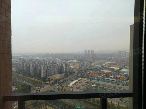 广州番禺桥南奥园养生广场奥园养生广场 1室0厅1卫 精装修 36平 电梯