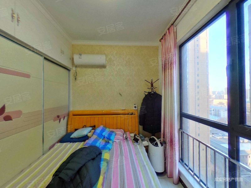 两室精装28中位置好.,林荫大院二手房,190万,2室2厅,1卫,94.67平米-石