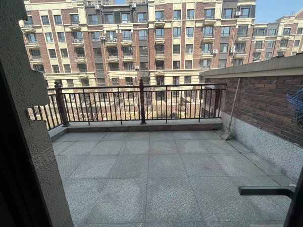 独立入户,带露台,精装3室2卫,装修新,万锦红树湾,浑南租房-沈阳58安居