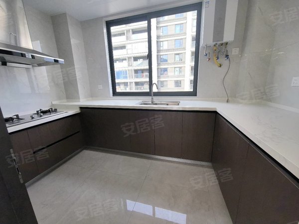 金华东阳东阳市中心中奥东义府银泰周边两室一厅3399月出租房源真实图片