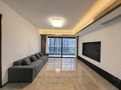 惠州大亚湾龙光德州城锦绣壹号五期 精装四房 出租 拎包入住 看房方便有钥匙出租房源真实图片