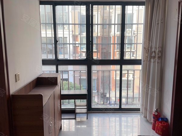 昆山花桥花桥老镇国际华城花桥地铁500米 3室2卫精装修出租房源真实