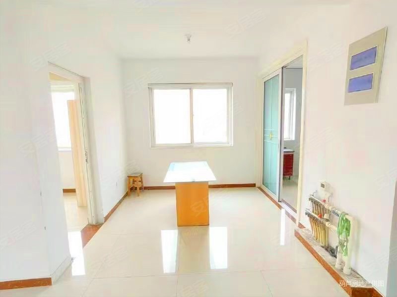 银都花园4室2厅2卫137.54㎡南北87万