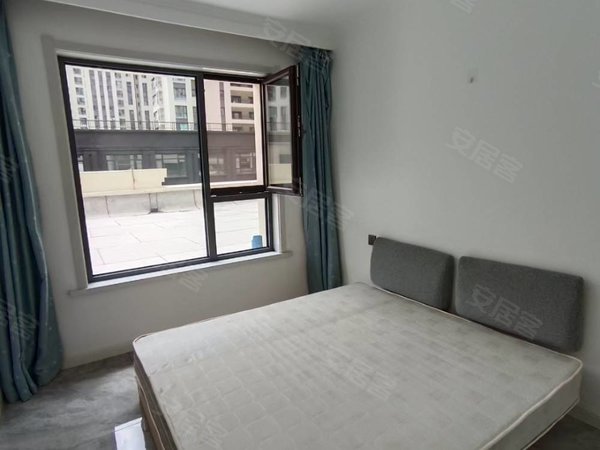 佳木斯郊区万达广场万公馆万达党校附近万公馆电梯3楼,两室一厅拎包