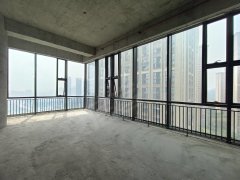 佛山顺德大良东区大良230米地标 绿地中心办公楼 4.5米层高可做复式出租房源真实图片
