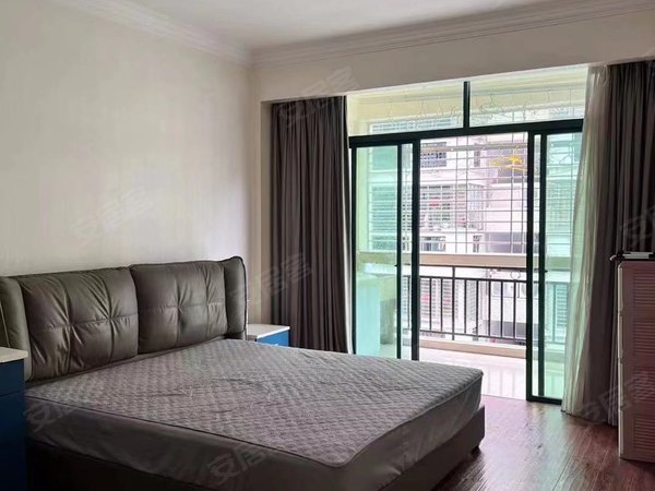 泉州石狮狮城国际广场金汇花园一期金汇花园一期大三房出租,看房联系!