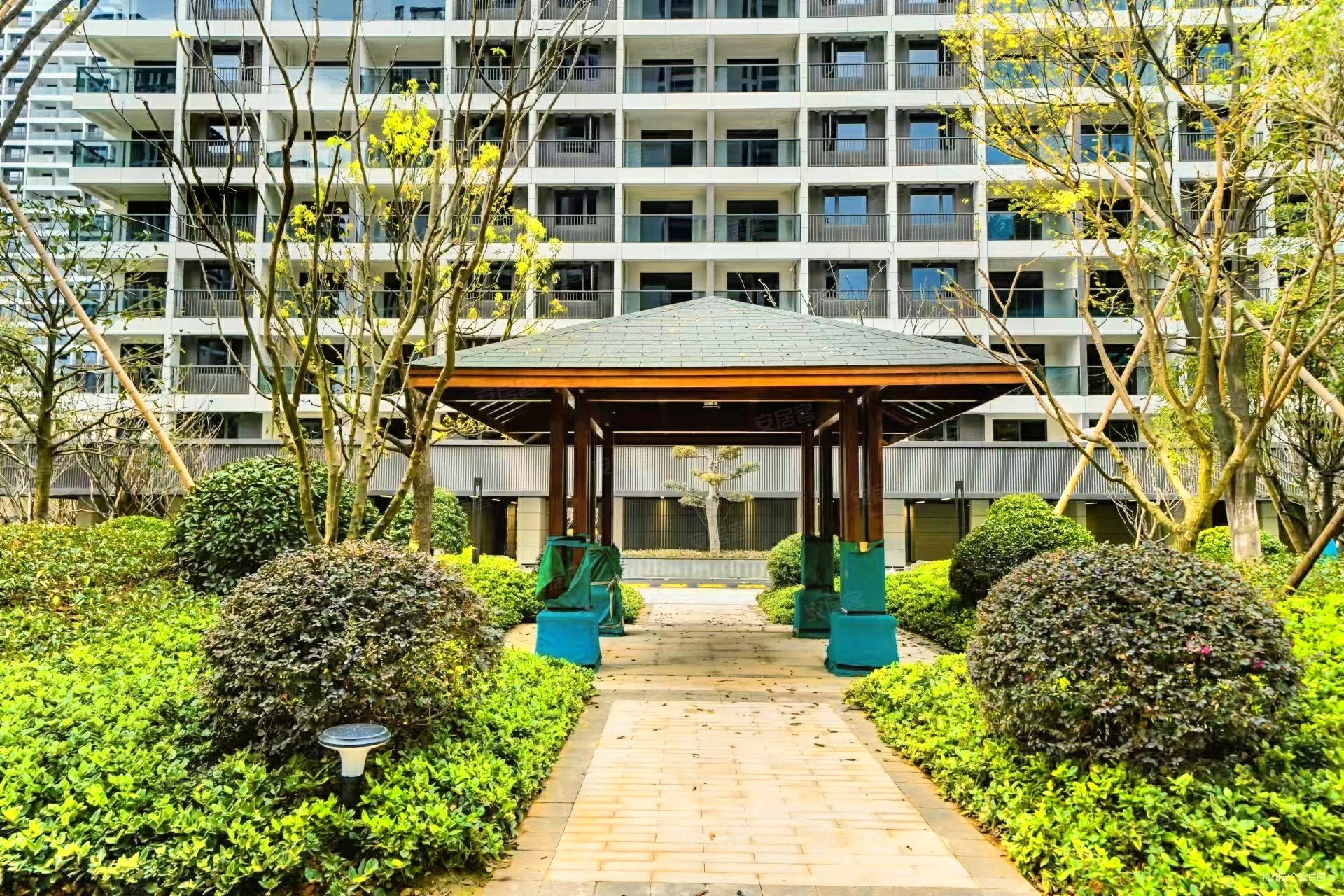 临安锦南新城核心位置浙江省医院临安院区边上地上集团开发