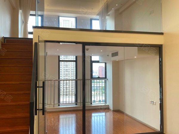 天津河西土城七贤南里(商住楼)精装修复式公寓看房方便位置好有电梯