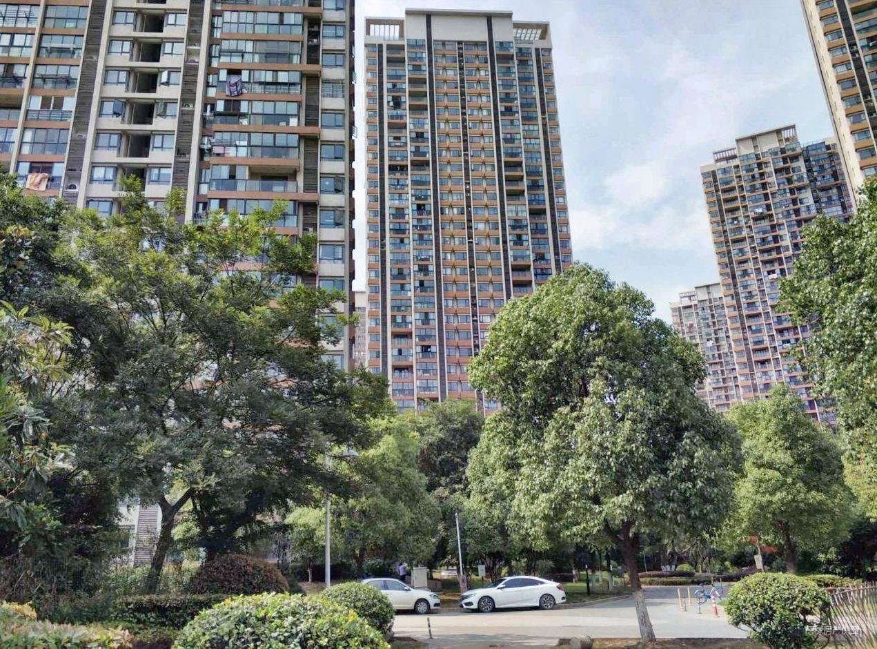 新上万达茂双地铁旁精装貮拾万拎包入住仙林悦城价格可谈