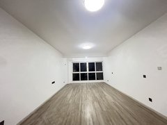 文山文山市新市医院普阳路 市一中对面 河畔润园 空房三室 新房 1.5万一年出租房源真实图片