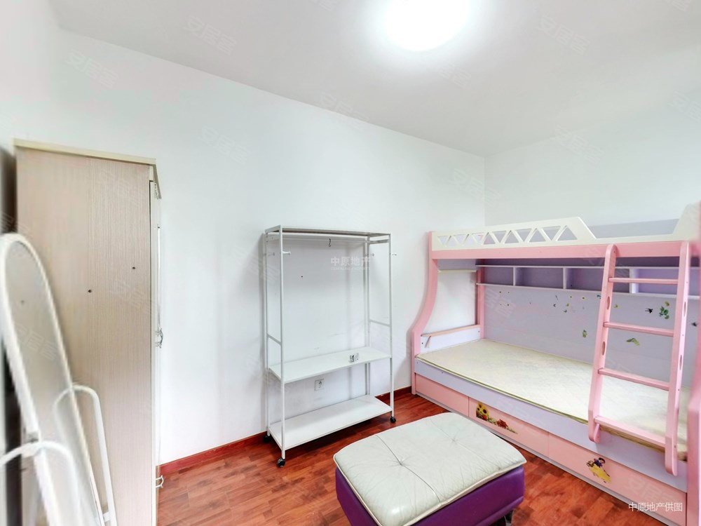 玉湖湾3室2厅2卫88.29㎡南520万