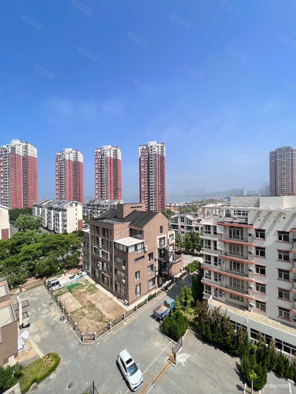 阳光书香苑标准大三室精装一天未主交通购物超方便