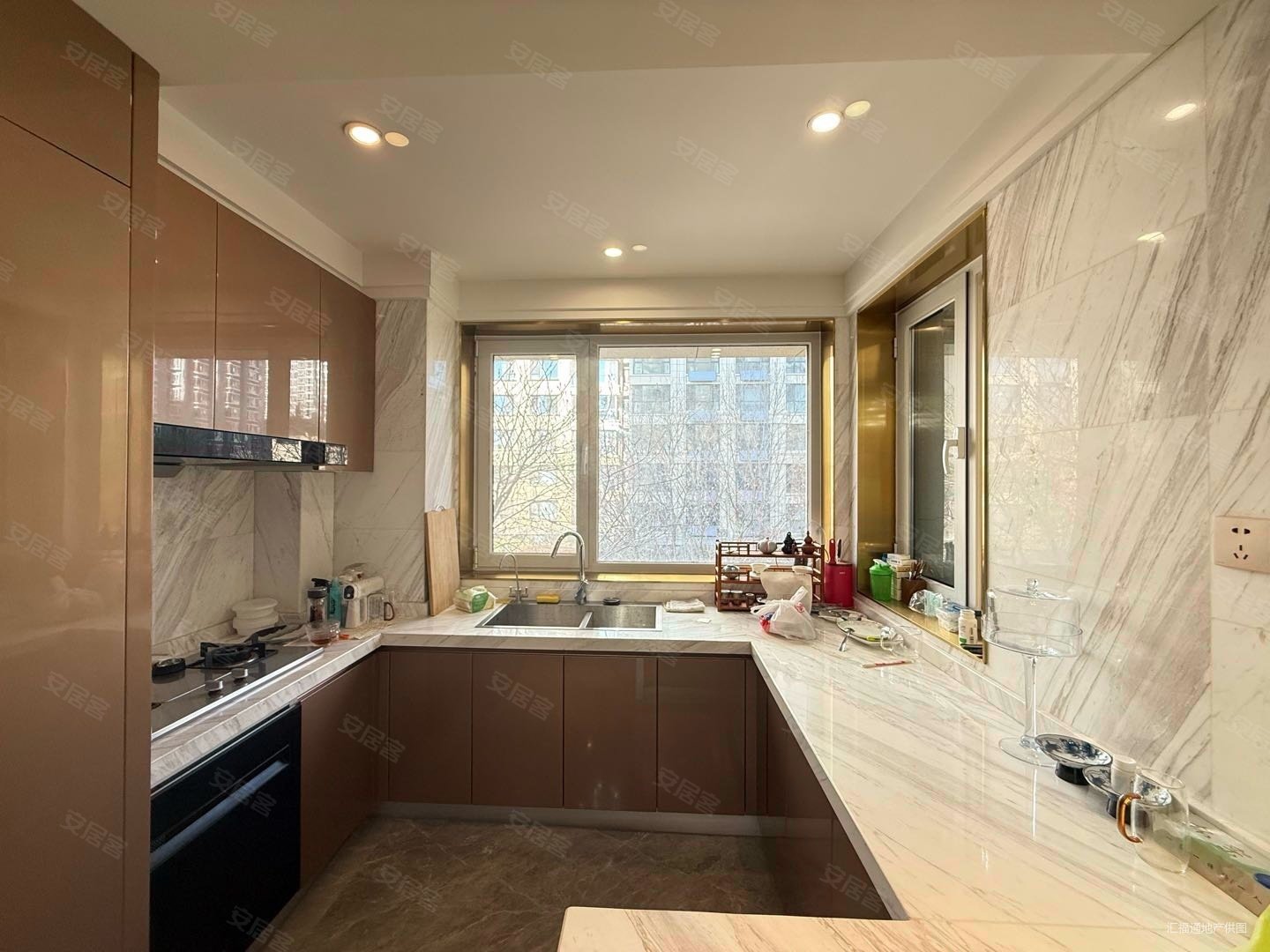 德信御府3室2厅2卫131㎡南北129万