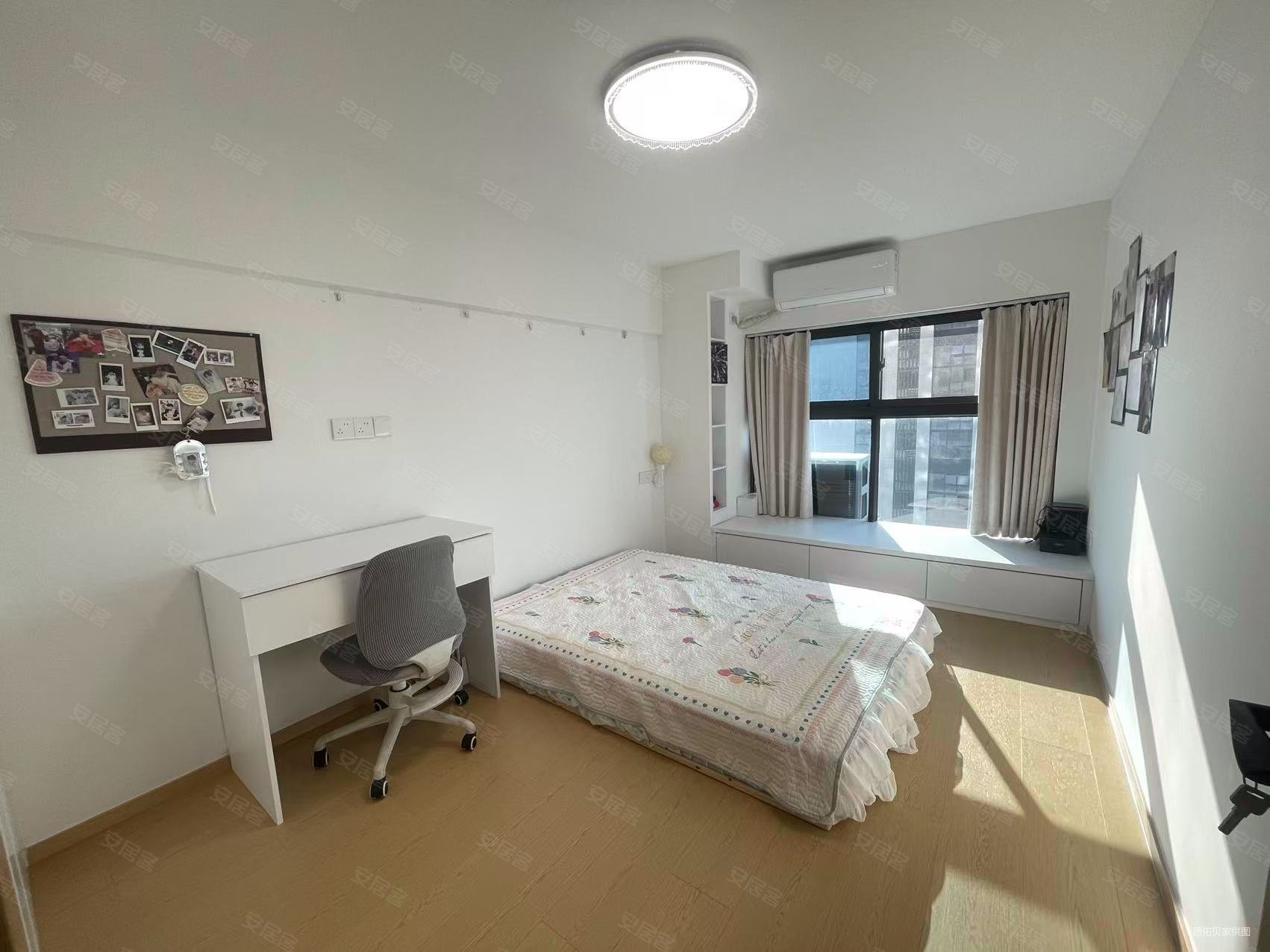 美致生活广场3室2厅3卫43.29㎡南北78.8万