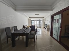 海口龙华金宇南沙路现代花园二期3房 简装 112平 3000月出租房源真实图片