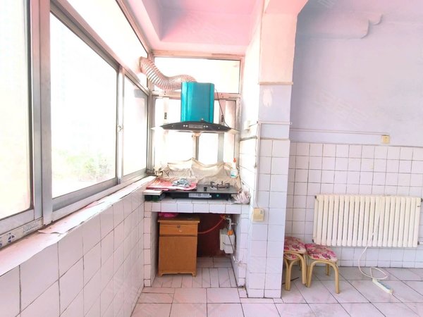 潍坊诸城诸城城区紫藤花园带附房紫藤花园套二精装!家具齐全!