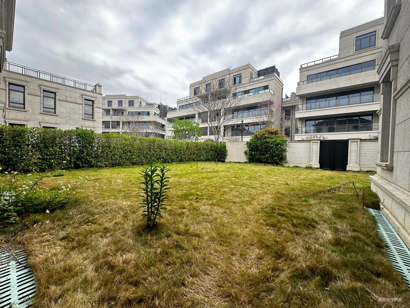 万科御景湾8号 独栋735平 3000w 花园300平,万科风景台(别墅)二手房