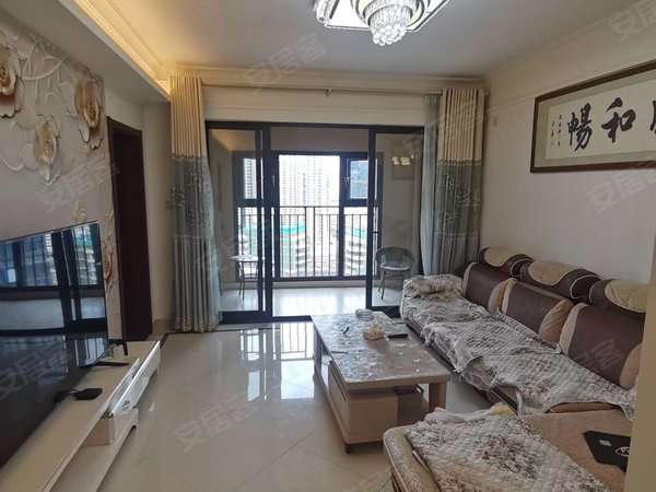 昆明西山前卫营金地悦天下珺悦真实,带家具家电,干净舒适,万达旁金地