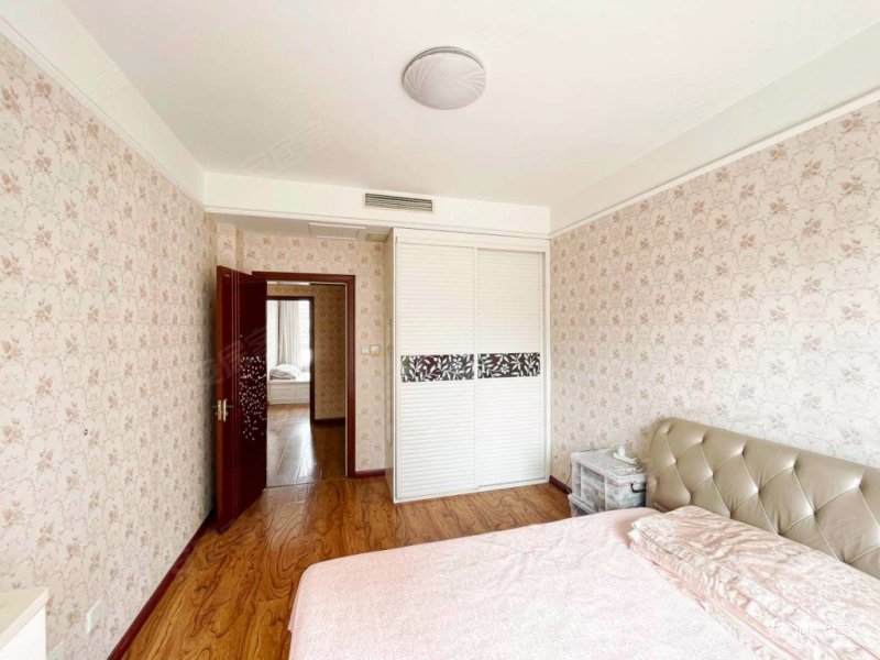 急售北京街新开路封闭小区精装修拎包入住南北通厅有钥匙 急急,润德