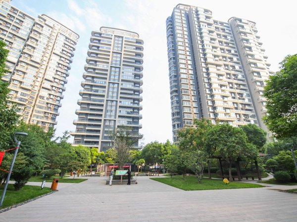 宜阳上阳城实拍图!万达广场.