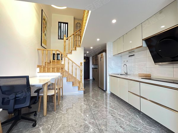 上海青浦朱家角万达茂(商住楼)青浦万达茂,精装loft复式公寓,高区朝南