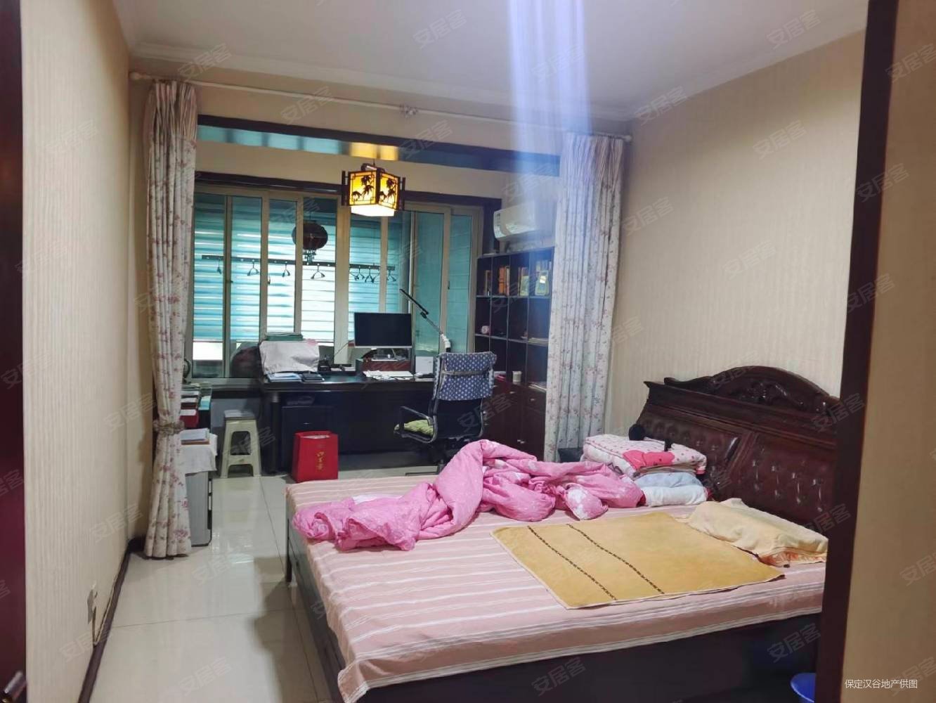 钻石嘉园5室3厅3卫267㎡南北280万