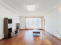 北京石景山八宝山南北四居室,有钥匙,采光好,明厨明卫,家具物品齐全出租房源真实图片
