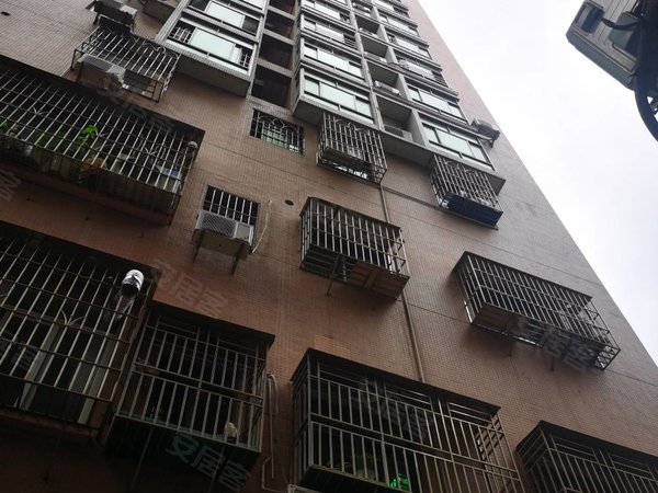 深圳宝安石岩塘头又一村塘头又一村二房一厅,2500元包管理费出租房源