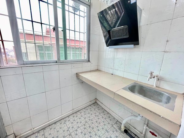 深圳龙华大浪新围新村(龙华)新围新村,精装一房一厅,家具家电配齐